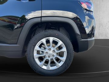 Jeep COMPASS e-Hybrid 1.5l *SHZ*PDC*ALLWETTER*