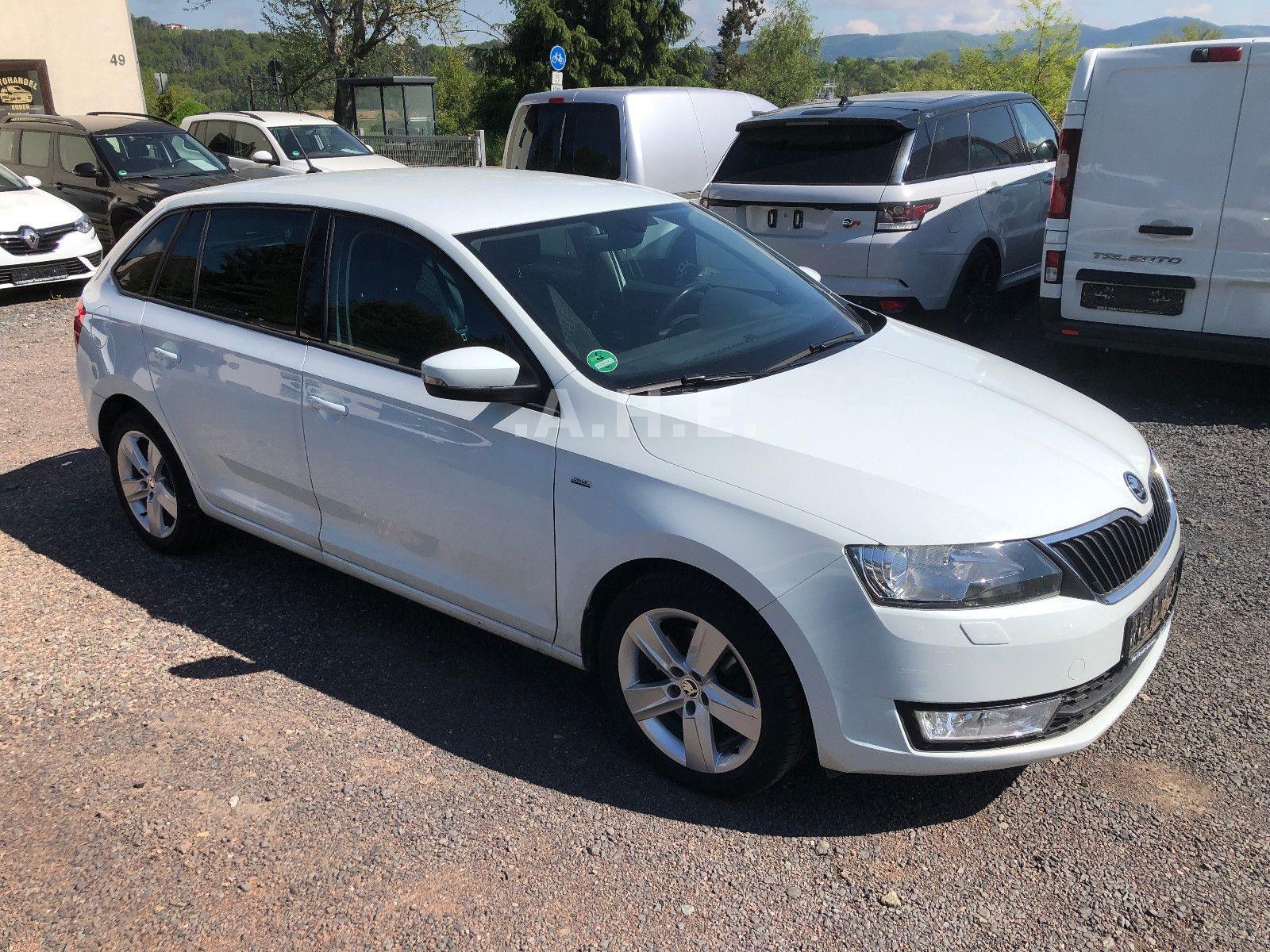 Skoda Rapid 1.4 TSI DSG Drive SB*KLIMAAUT*NAVI*SH*TEMP
