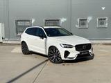 Volvo XC60 B5 AWD R Design Geartronic R Design - Volvo Behindertengerecht