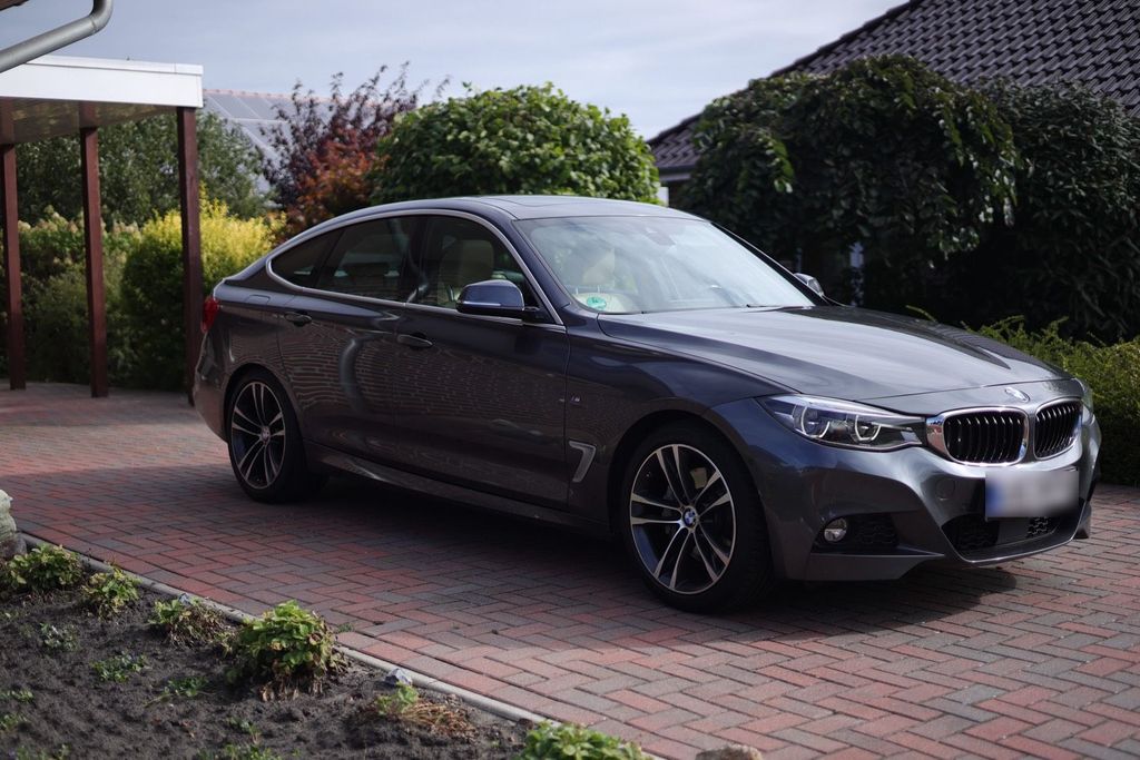 Image of BMW 335 Gran Turismo