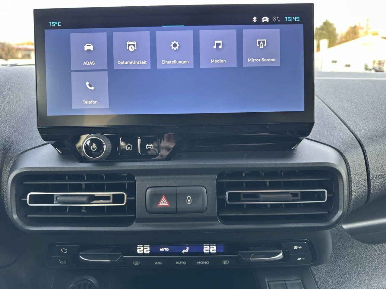 Fahrzeugabbildung Citroën Berlingo MPV XL Diesel 100 Plus
