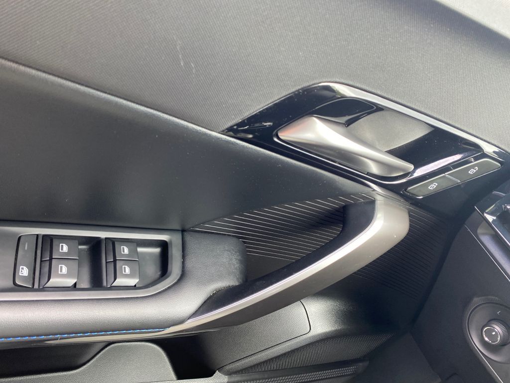 Fahrzeugabbildung MG MG4 Standard *Allwetter*Parksensor*Klimaautom*
