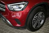 Mercedes-Benz GLC 300 de 4M MBUX+AHK+HEAD UP+KAMERA+18 ZOLL - Hybrid (Diesel/Elektro): Geländewagen
