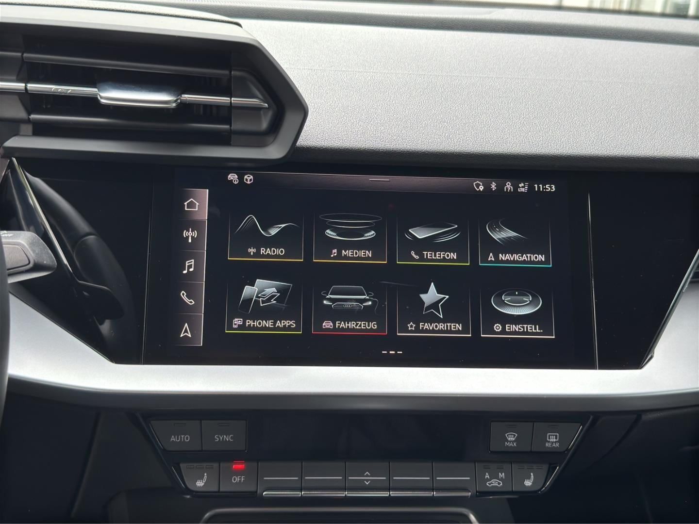 Fahrzeugabbildung Audi A3 Sportback TFSI e S line A3 Sportback 40 TFSI