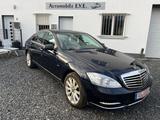 Mercedes-Benz S 350 BlueTEC 4MATIC/Euro 6/Soft Close - blaue Mercedes-Benz S 350