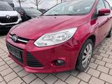 Ford Focus Lim. 101PS KLIMAAUTOMATIK/TÜV NEU