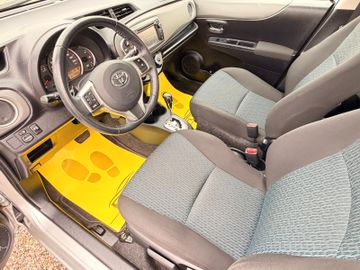 Toyota Yaris - 9