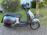 Vespa GTS 300 HPE - Vespa Motorräder in Köln