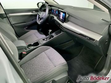 Volkswagen Golf VIII 1.0 TSI Move 6-Gang Garantie b Navi
