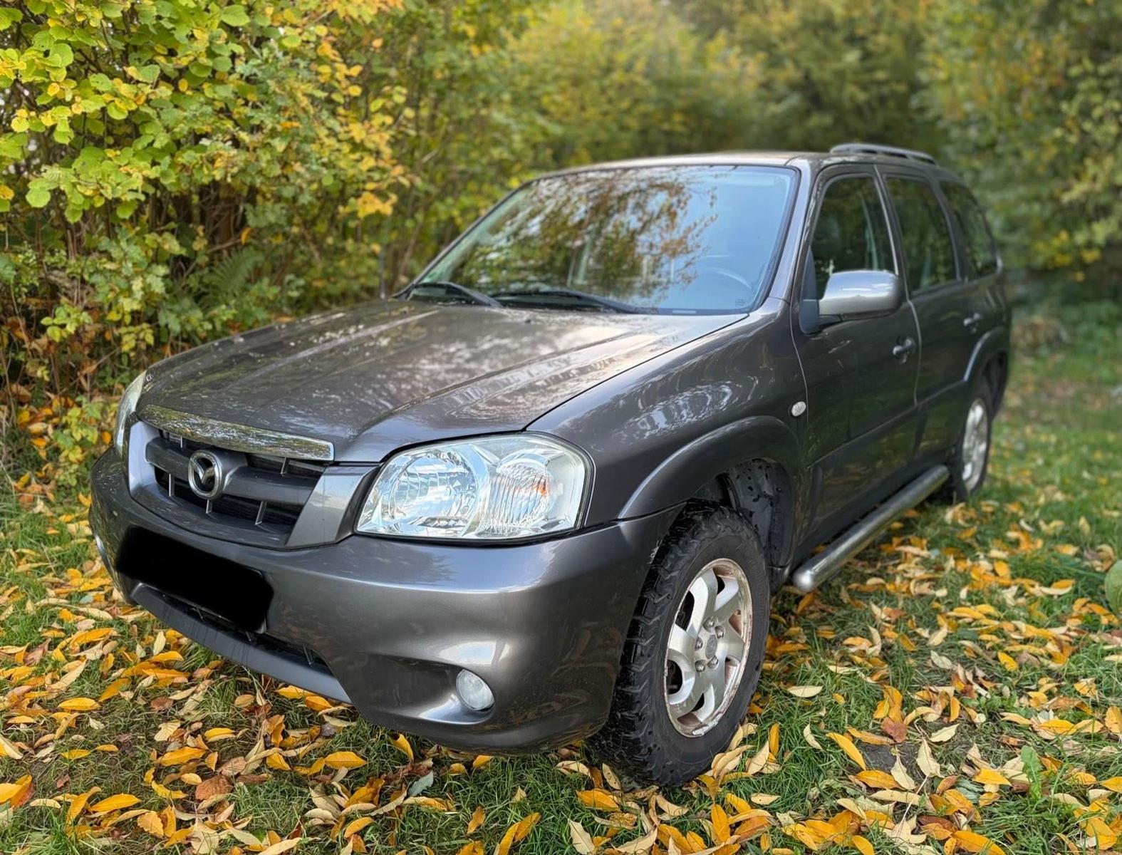 Mazda Tribute 2006 — rear view
