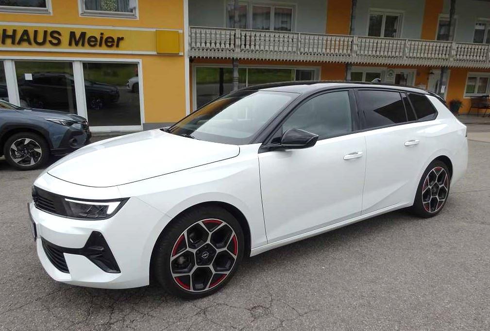 Opel Astra L Sports Tourer GS "8fach bereift LM"