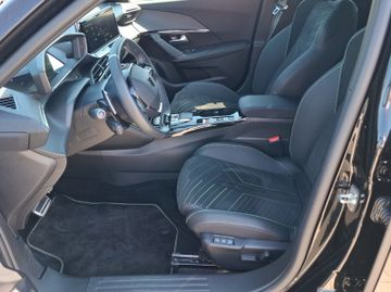 Peugeot 2008 GT 1.2 PureTech 130 360+AHK+Kam.+KeyLess+SD