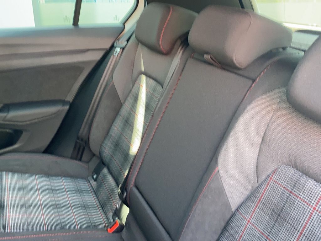 Volkswagen Golf - Bild 10