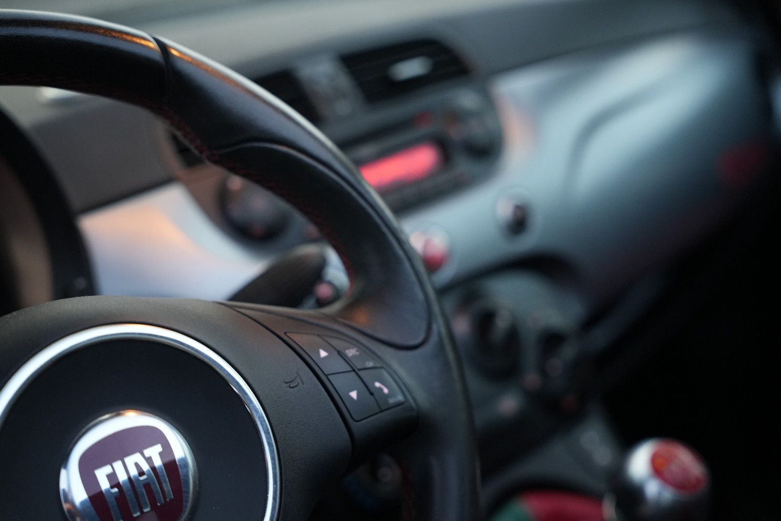 Fahrzeugabbildung Fiat 500C S *Sound-System Interscope*Bluetooth*Italia