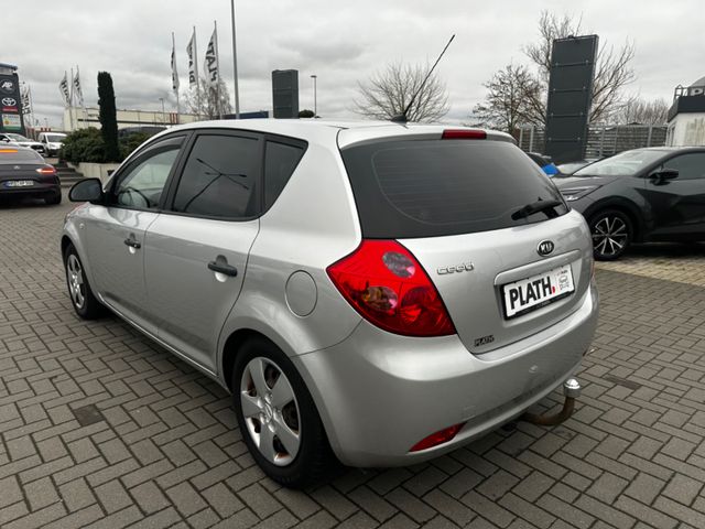 Kia cee’d / Ceed cee'd LX EXPORT