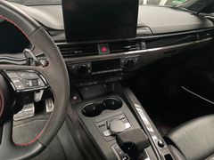 AUDI RS4 Avant 2.9 TFSI quattro HGP Umbau