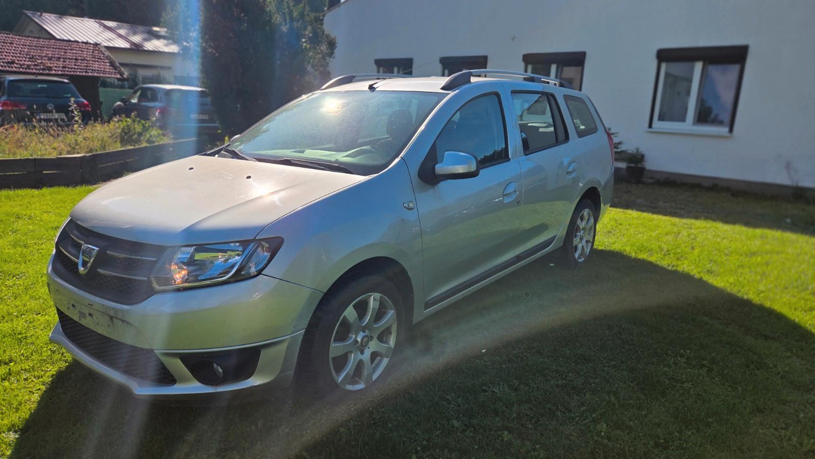 Dacia Logan 2015 — rear view