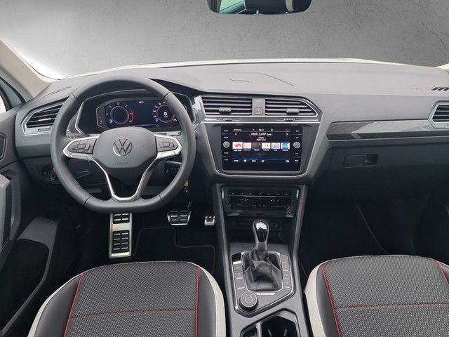 Fahrzeugabbildung Volkswagen Tiguan TDI Urban-Sport DSG 4M R-Line LED AHK Nav