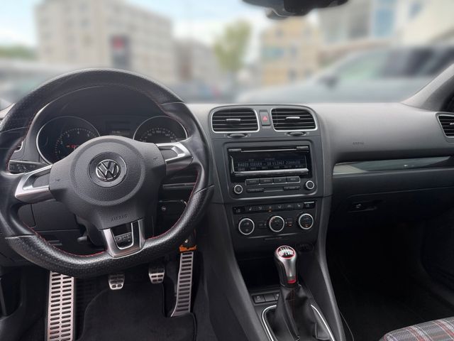 Volkswagen Golf VI Cabriolet GTI