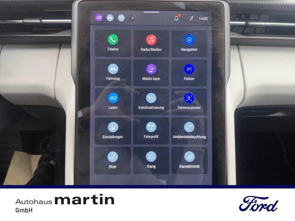 Fahrzeugabbildung Ford Capri Premium Extended Range ACC HUD MATRIX-LED