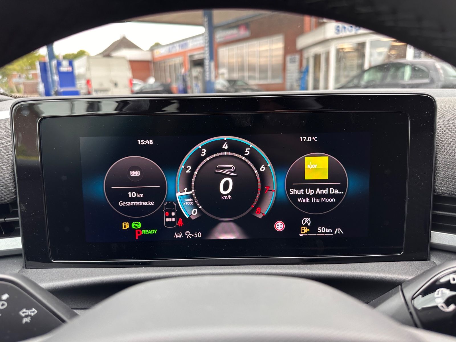 Fahrzeugabbildung Volkswagen T-Roc R Line 1.5 eTSI DSG APP/ACC/AHK/LED/eHeck