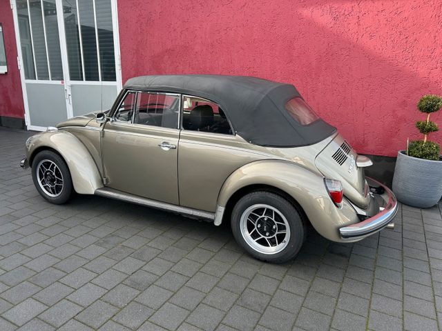 Volkswagen Käfer Cabrio  " sehr Edel !!!