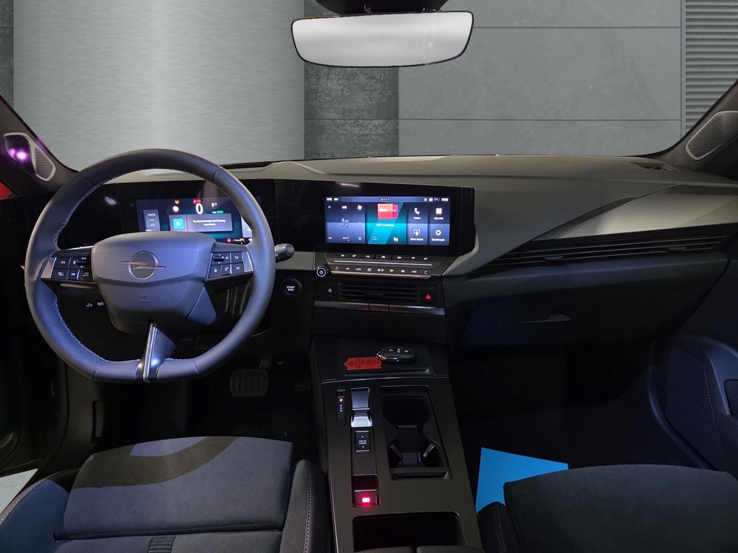 Opel Astra Electric Ultimate Sports Tourer HUD AHK-ab