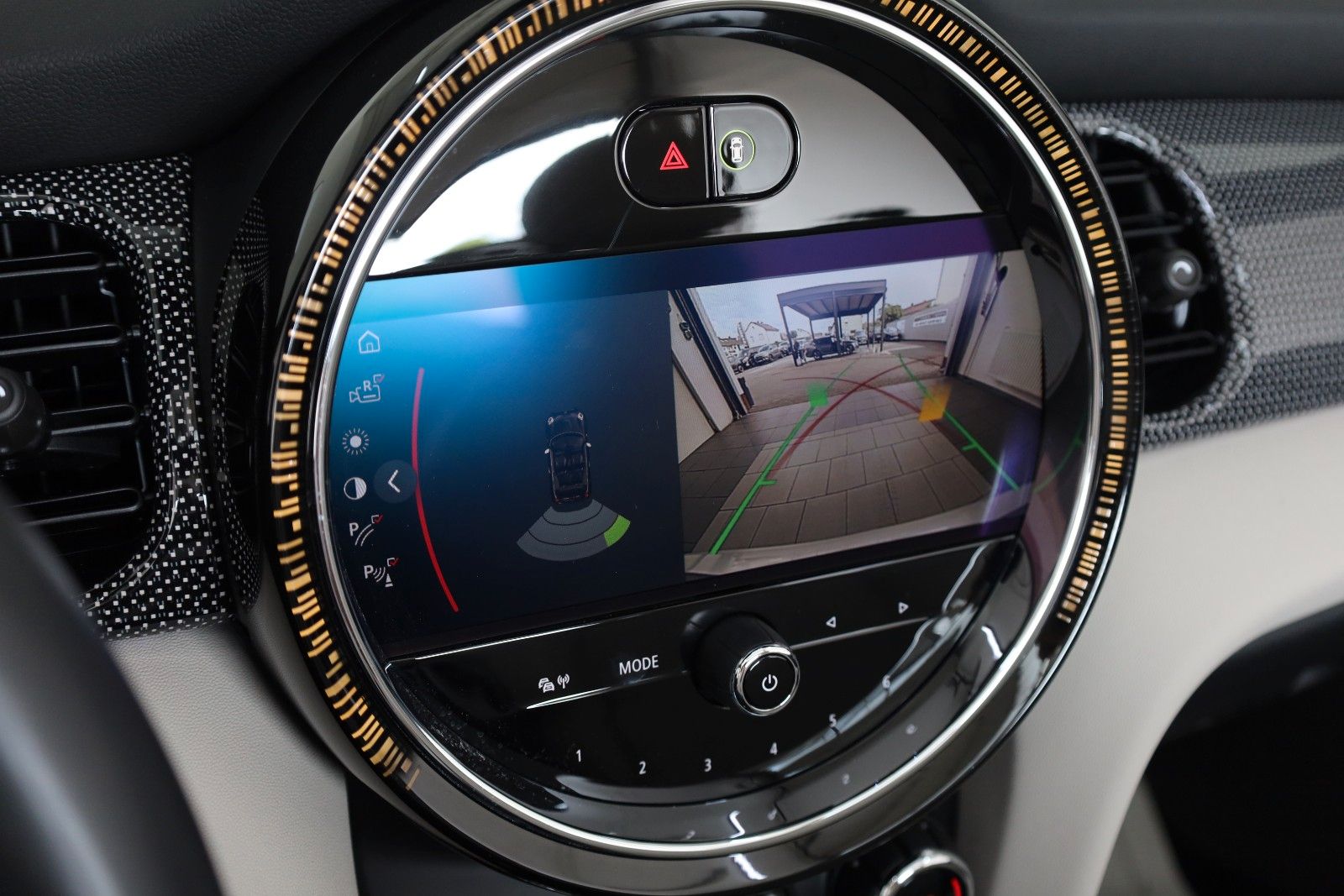 Fahrzeugabbildung MINI Cooper S JCW Trim Leder,Nani,LED,HUD,Apple CarP.