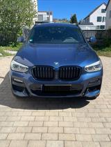 BMW X4 xDrive30d AT M Sport M Sport - blaue BMW X4