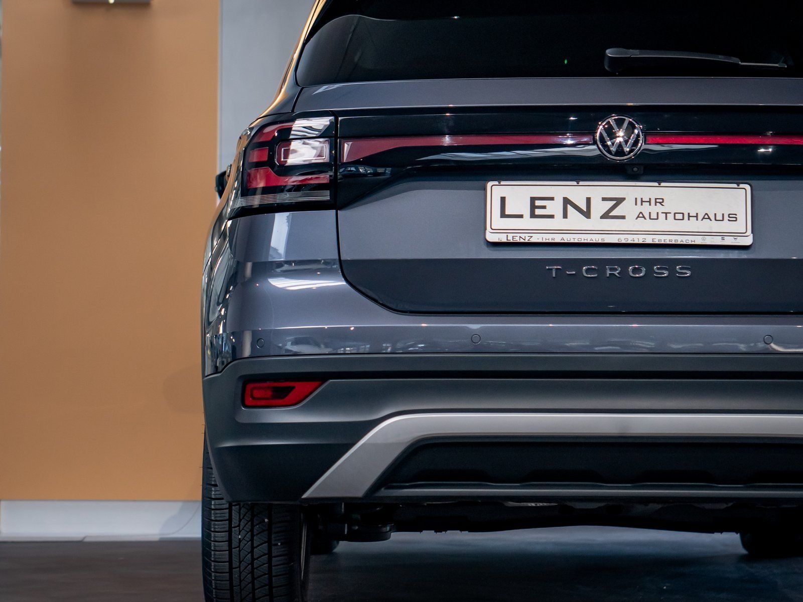 Fahrzeugabbildung Volkswagen T-Cross Life TSI *Cam*Navi*Sitzhzg*Einparkh*ACC*