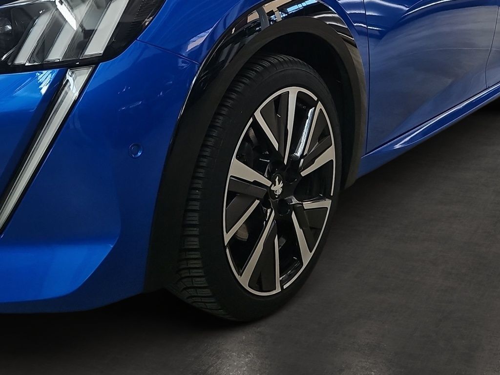 Fahrzeugabbildung Peugeot 208 1.2 PureTech GT-Line Pano Navi Sport LED SHZ