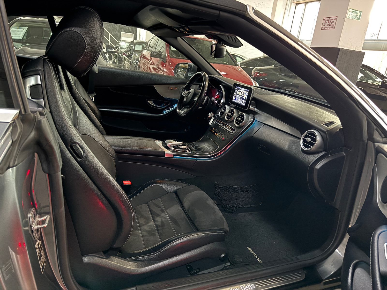 Fahrzeugabbildung Mercedes-Benz C 200 9GT CABRIO 2X AMG LINE AIRSCARF 360°KAMERA