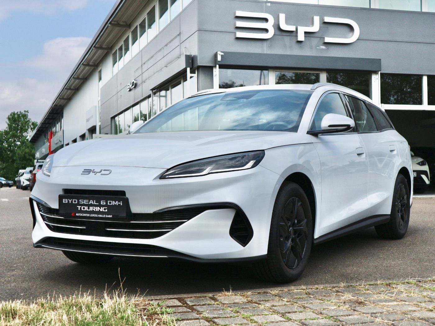 BYD SEAL 6