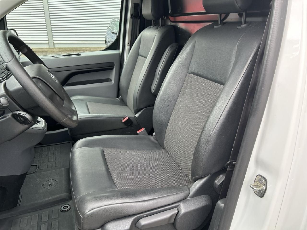 Fahrzeugabbildung Opel Vivaro Kasten Electric Edition M 75kWh