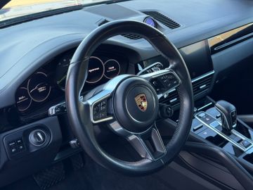 Porsche Cayenne - 11