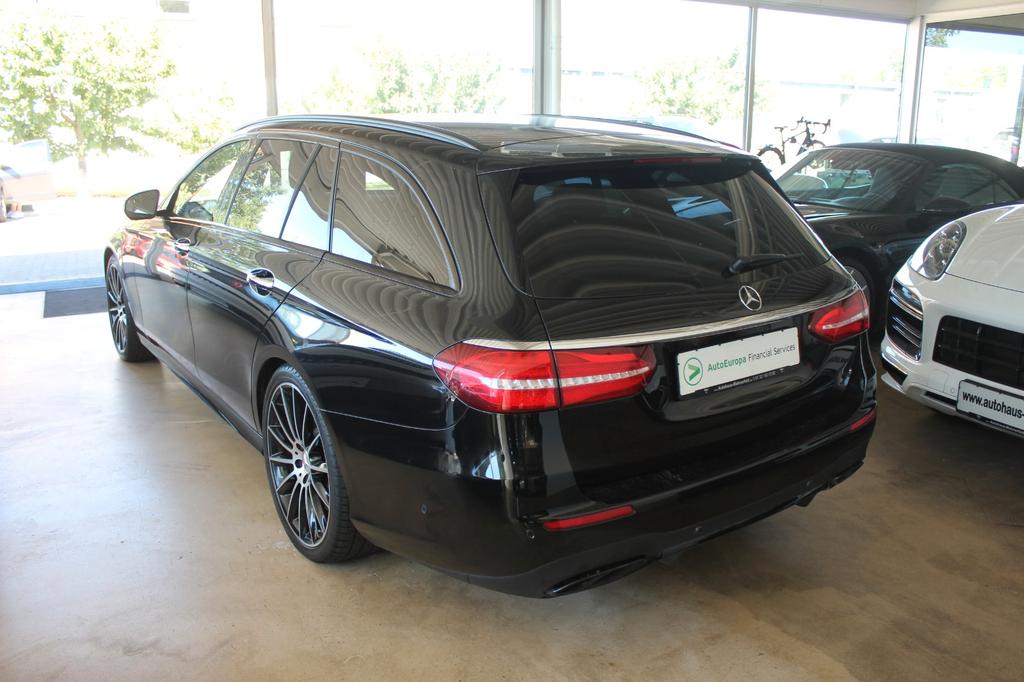 Mercedes-Benz E 43 AMG