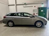 Toyota Auris Touring Sports Hybrid | 1. Hand  - Toyota Auris Touring Sports: Automatik