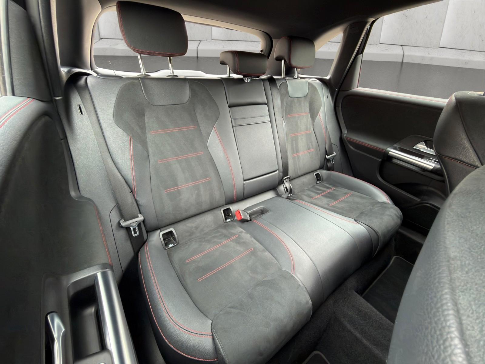 Mercedes-Benz B 250 AMG Line*AHK*ViCo*SHZ*NAVI*LED**