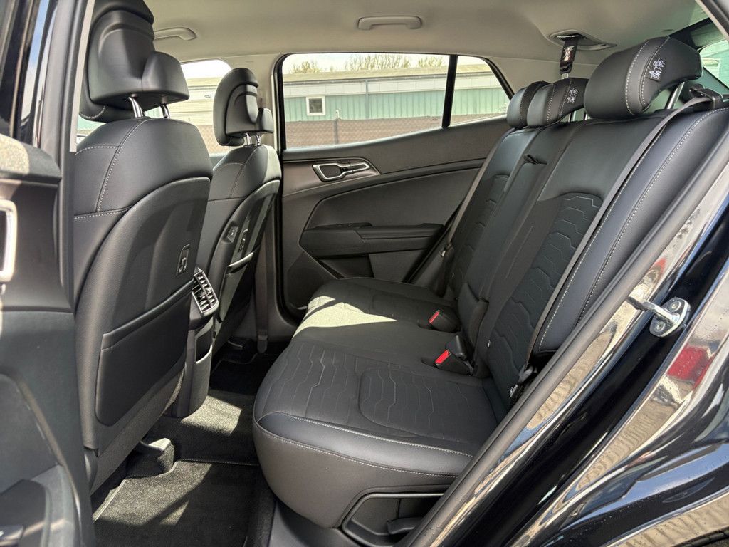 Fahrzeugabbildung Kia SPORTAGE 1.6T 2WD DCT VIS KOM
