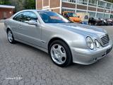 Mercedes-Benz CLK 230 KOMPRESSOR 1.Hand Automatik Leder Comand - Mercedes-Benz CLK 230 mit Benzin-Antrieb: Navigationssystem