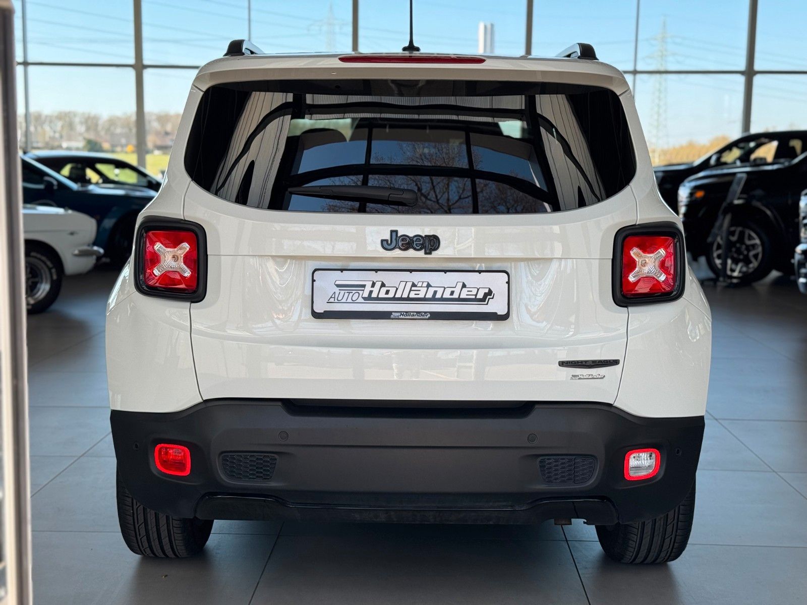 Fahrzeugabbildung Jeep Renegade 1.6 E-torQ Night Eagle FWD "Navigation"