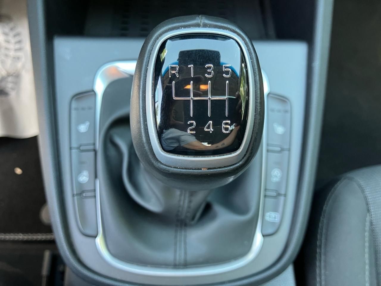 Fahrzeugabbildung Hyundai Kona Intro 1.0 T-GDI *LED*KAMERA*KRELL-SOUND*SHZ