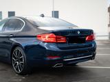 BMW 540i Lim *360CAM*LEDER*LUXERYLINE*MEM*SITZ - BMW 540 mit Benzin-Antrieb: Limousine, Automatik