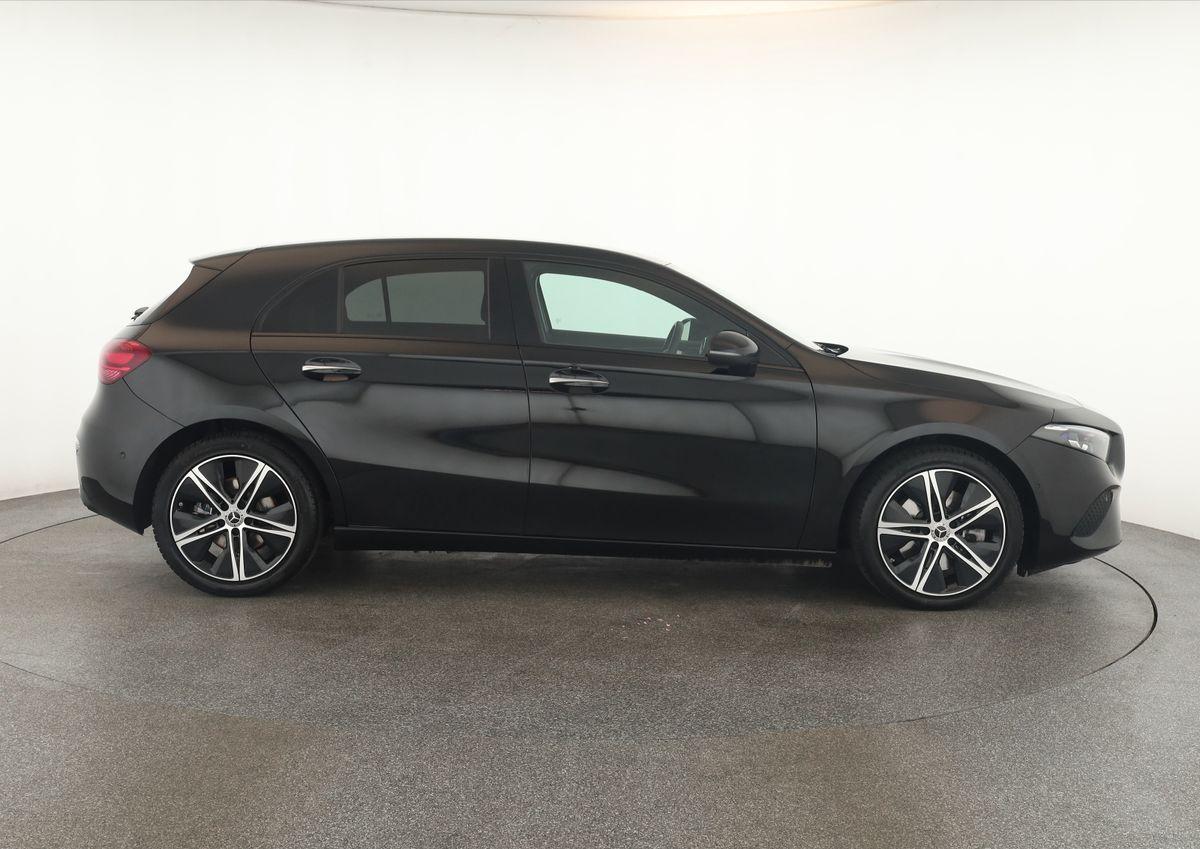 Mercedes-Benz A-Class 4M Progressive+ Night Matrix Nav KeyGo Kam, миниатюра 4