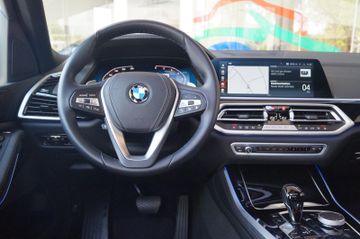 BMW X5 xDrive40 d xLine Panodach-Head Up-Standheizg-