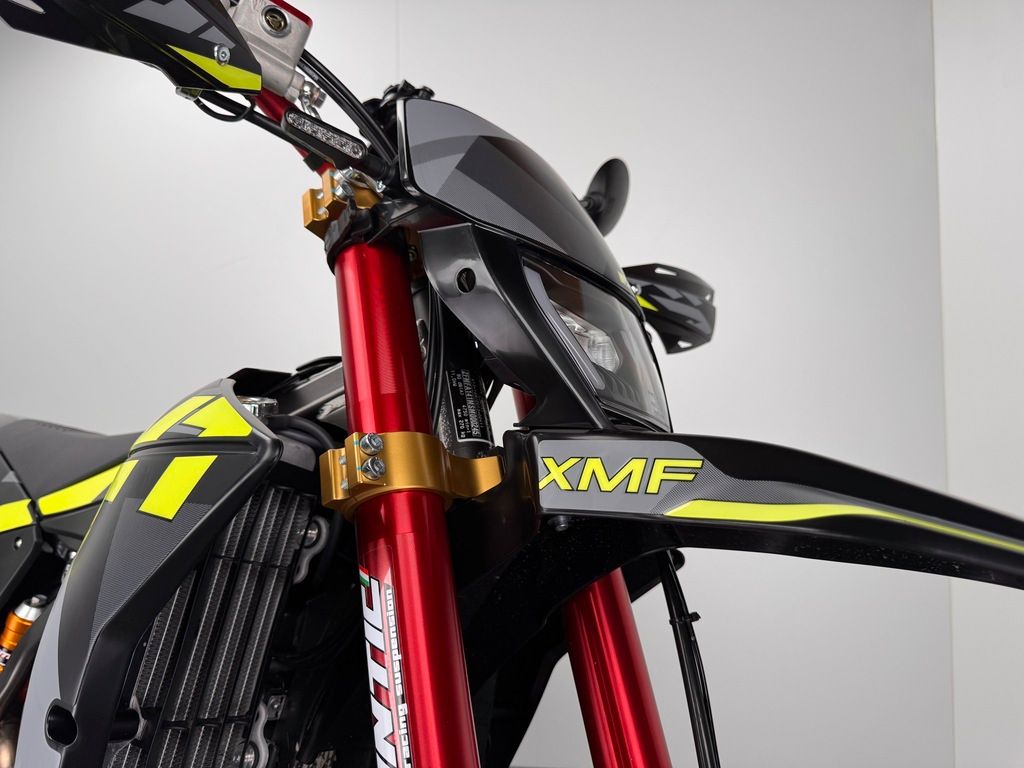 Fahrzeugabbildung Fantic XMF 125 COMPETITION *NEUWERTIG *SERVICE FRISCH