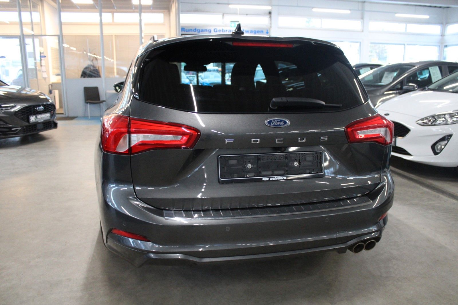 Fahrzeugabbildung Ford Focus ST-Line X Aut. LED PANO CAM ACC WinterPak.