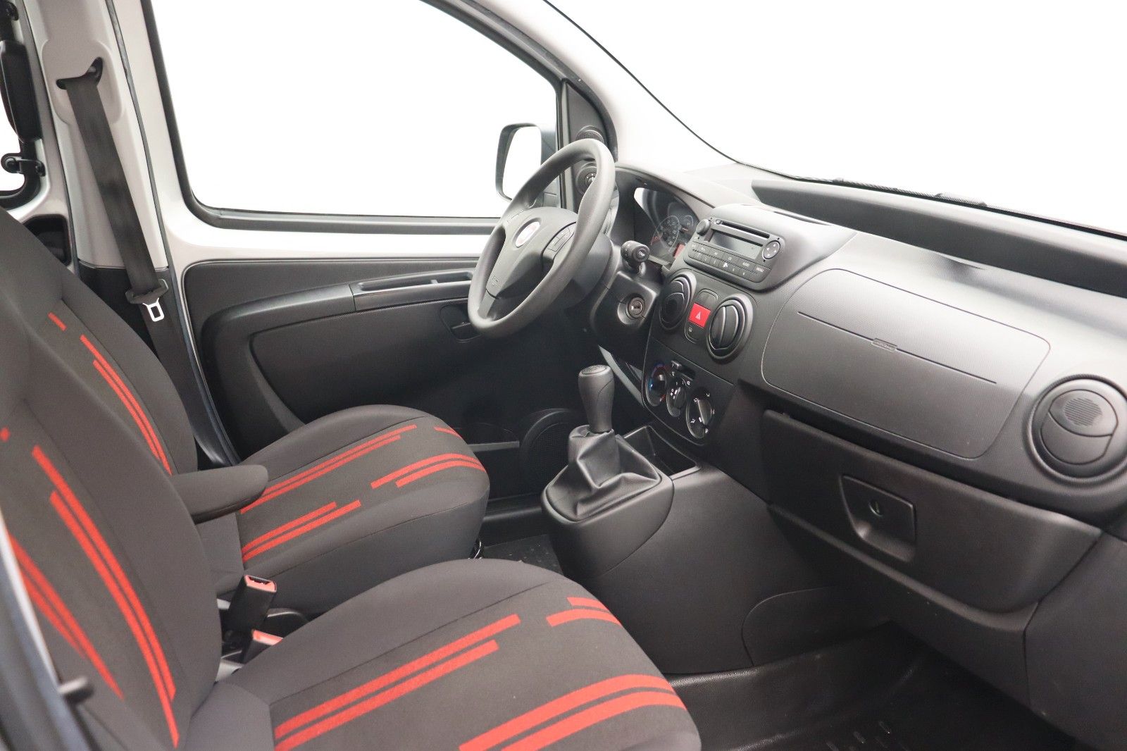 Fahrzeugabbildung Fiat Fiorino SX 1.2 Kombi SHZ AHK KLIMA PDC