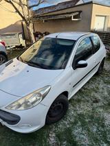 Peugeot 206+ 1.4 Benzin | 75 PS | 3-Türer ... - Peugeot 206: Türer