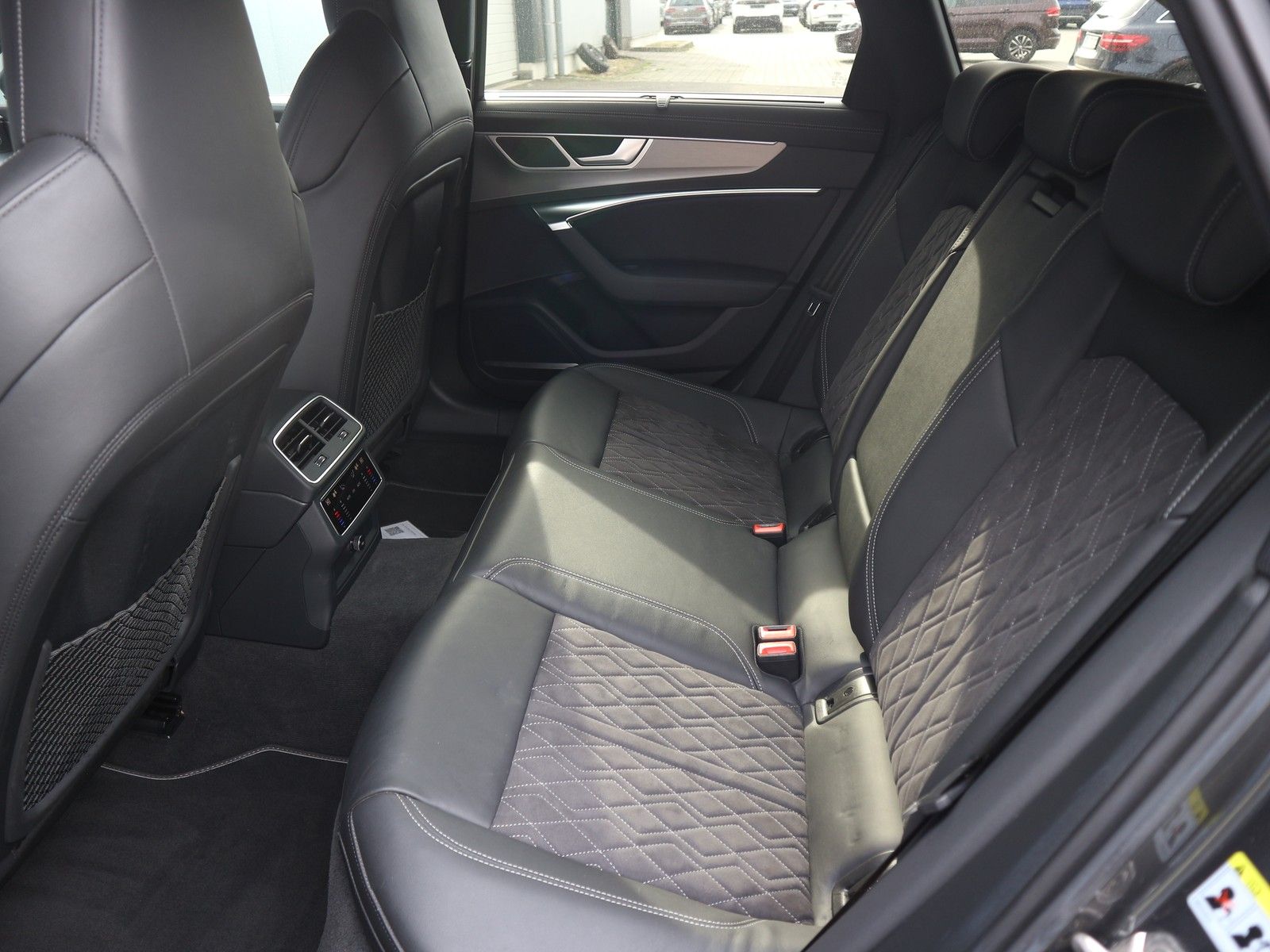 Audi S6 - Bild 8
